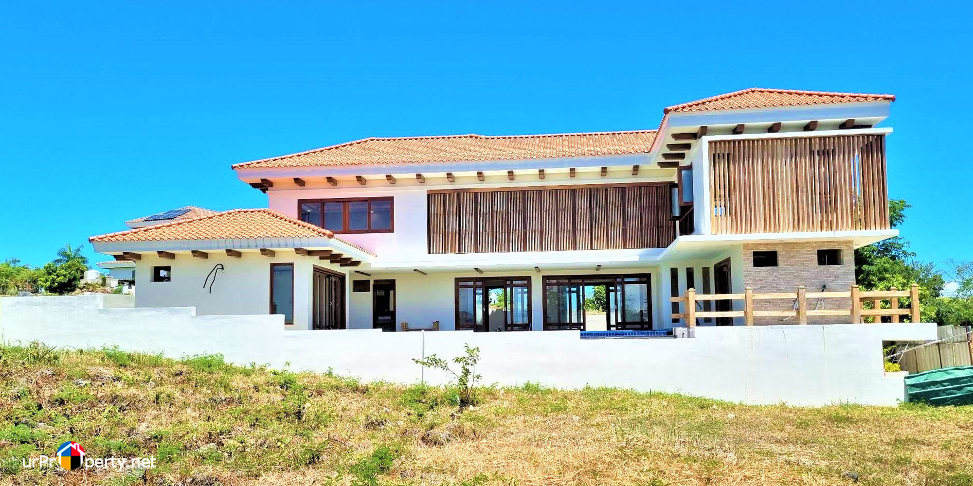 FOR SALE BRAND-NEW HOUSE WITH SWIMMING POOL IN LILOAN CE